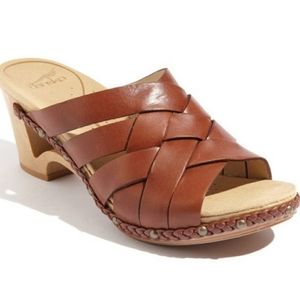 🚨NEW Dansko Tory Brown Cutout Woven Heel Sandal